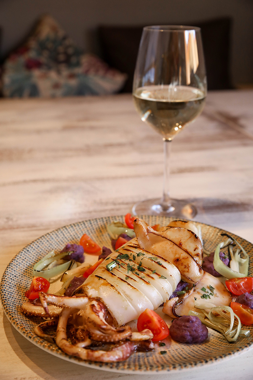 Calamar a la plancha con verduras